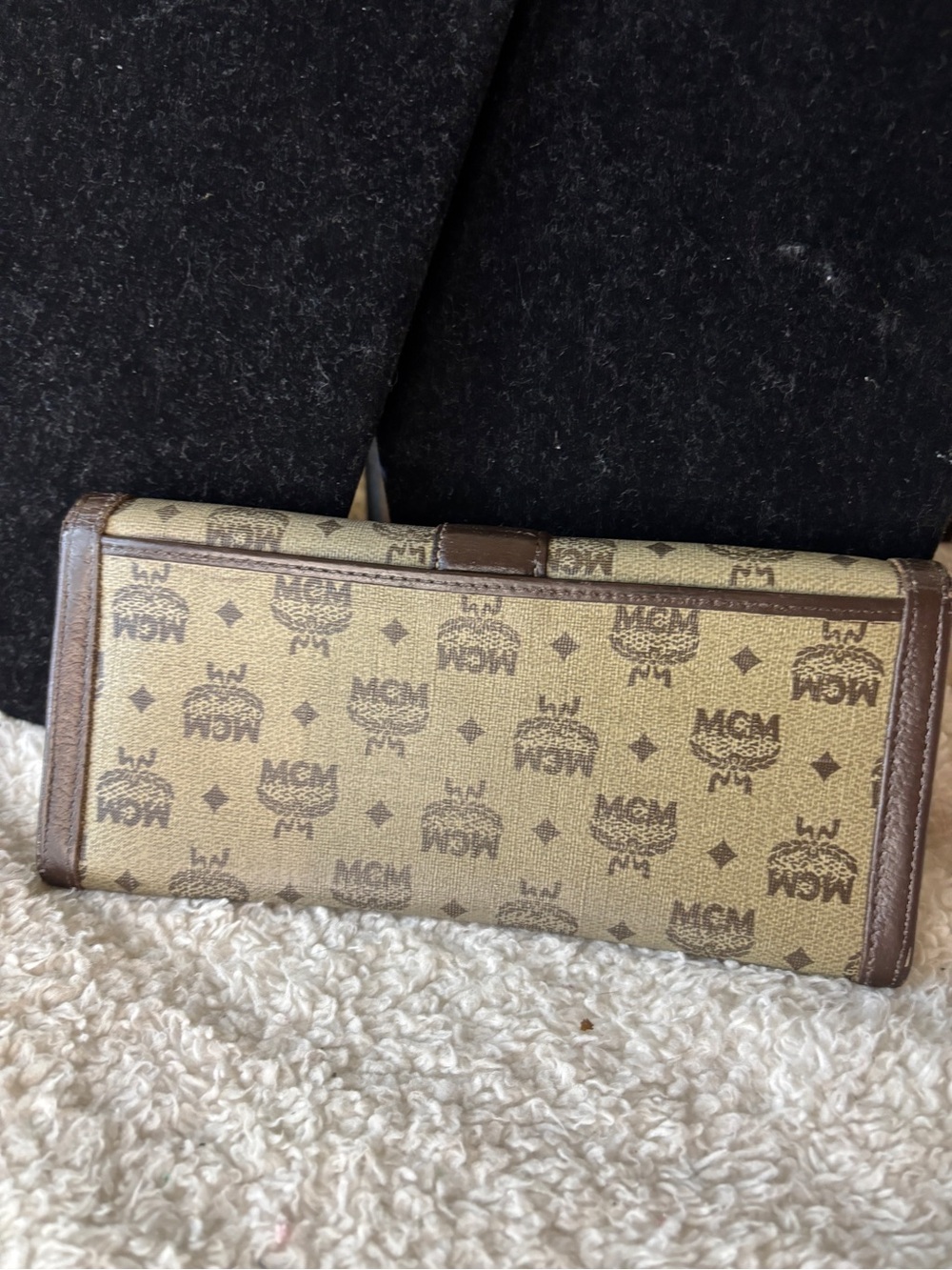 MCM Brown Cognac Logo Fold Wallet with Gold Plate - Picture 3 of 15